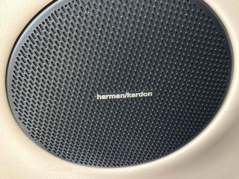 Used 2018 Maserati GranTurismo MC image 19