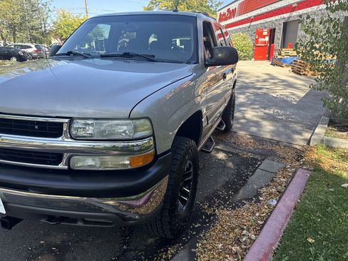 Used 2005 Chevrolet Tahoe LS AWD/4WD image 14