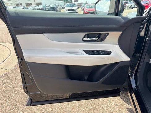 New 2026 Nissan Murano SL AWD/4WD image 10