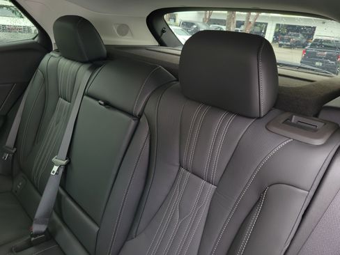 New 2026 Buick Envision Avenir image 13