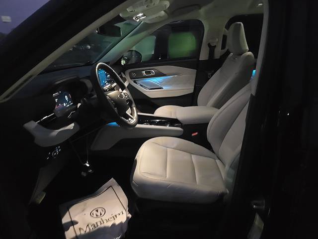 Used 2026 Ford Explorer Platinum w/ LUX Leather Package AWD/4WD image 11