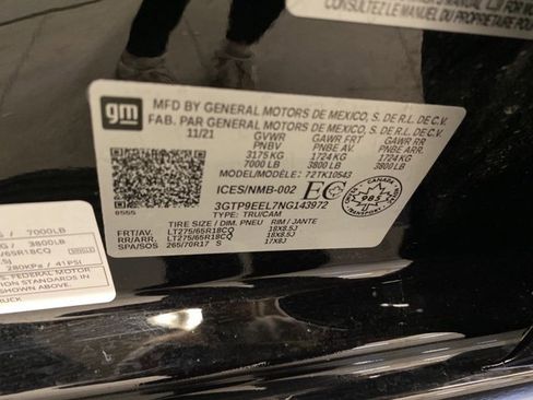 Used 2022 GMC Sierra 1500 AT4 image 32