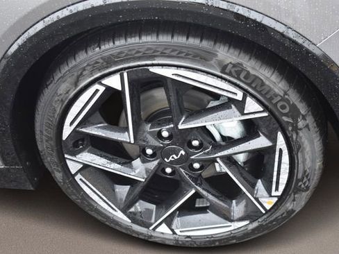 New 2026 Kia K4 GT-Line image 12