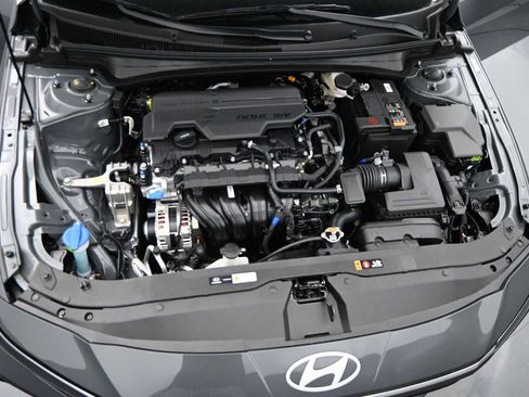 New 2026 Hyundai Elantra SEL Sport FWD image 26