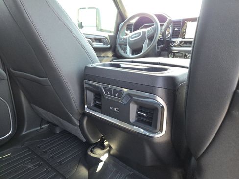 New 2026 GMC Sierra 2500 SLT w/ SLT Premium Package AWD/4WD image 27