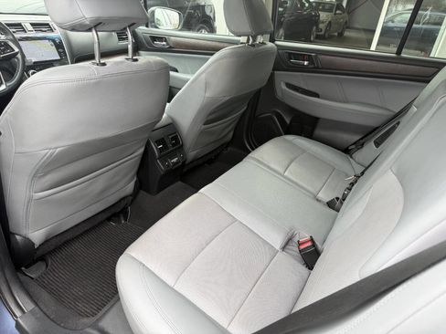 Used 2018 Subaru Outback 2.5i Limited image 24