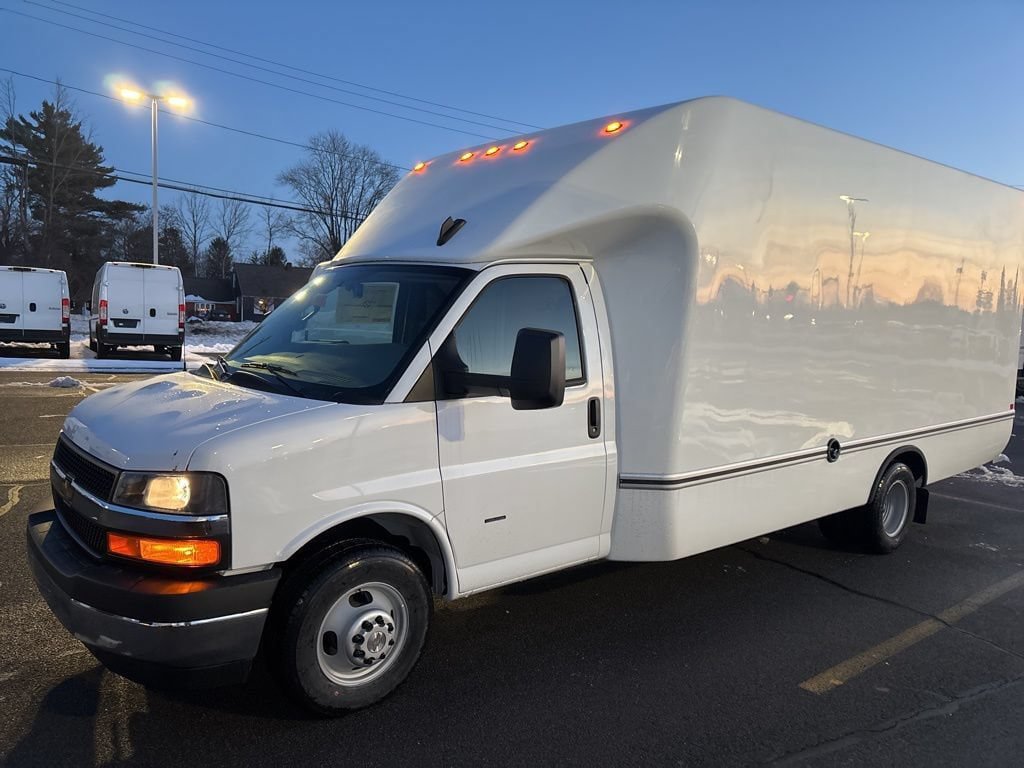 New 2025 Chevrolet Express 3500 w/ Power Convenience Package RWD image 2