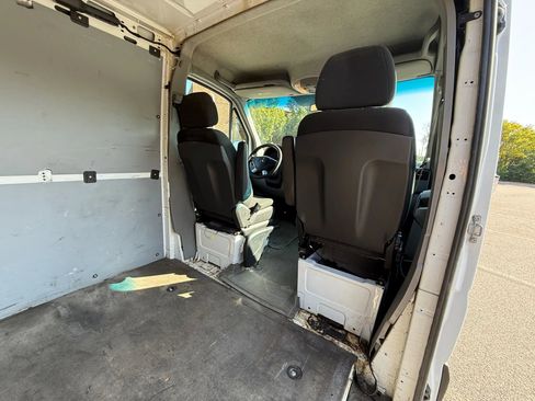 Used 2016 Mercedes-Benz Sprinter 2500 w/ Convenience Package image 20