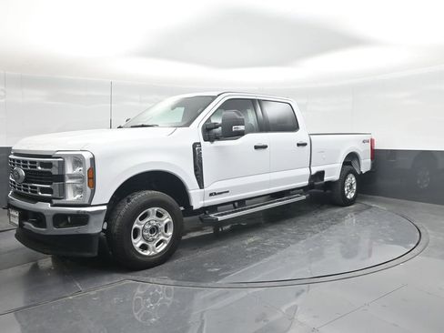 Used 2025 Ford F250 XLT image 32