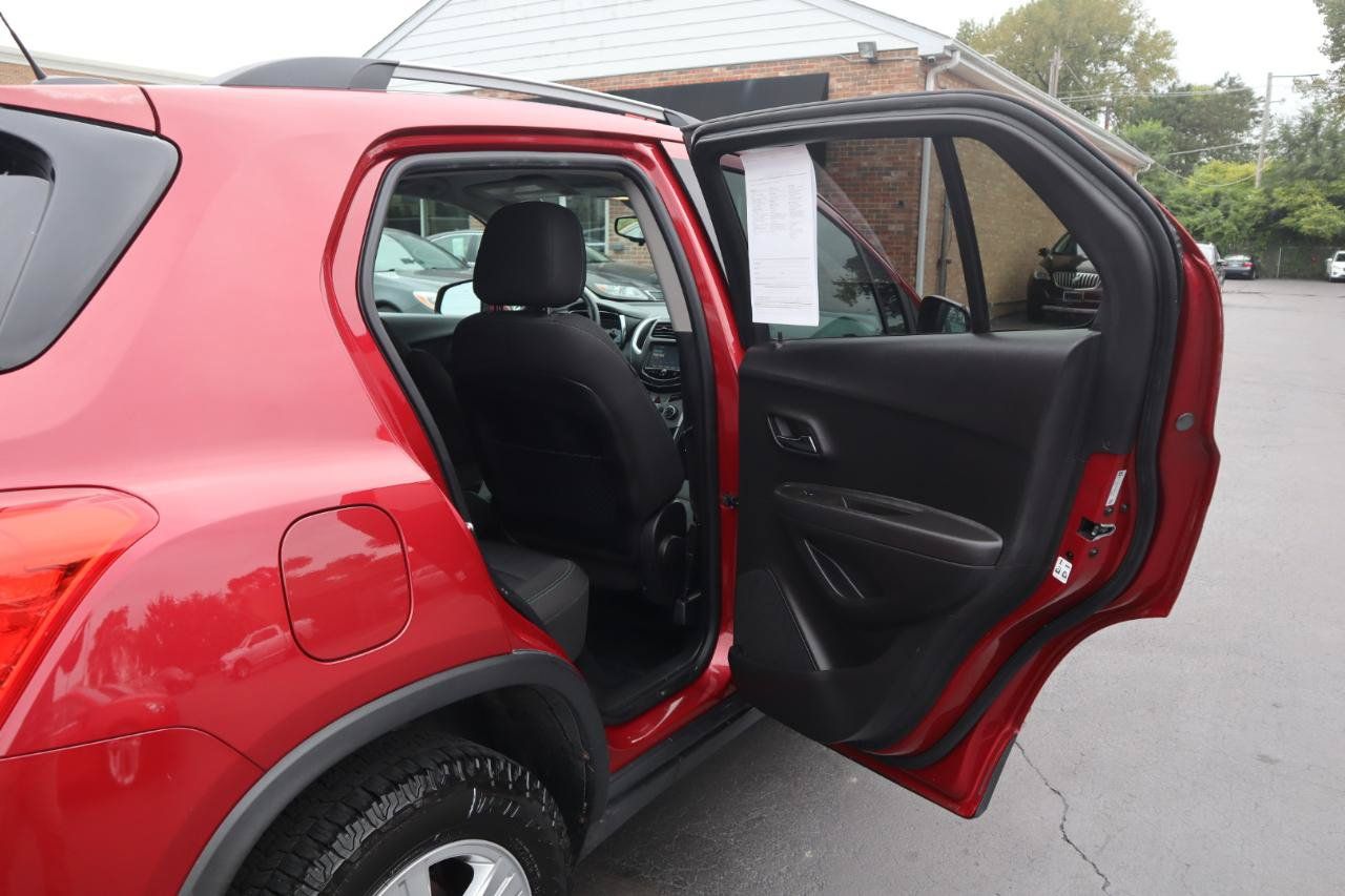Used 2015 Chevrolet Trax LT AWD/4WD image 13