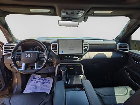 Used 2022 Toyota Tundra Platinum AWD/4WD image 23