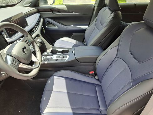 New 2026 INFINITI QX60 Sport w/ Dark Cargo Package image 15