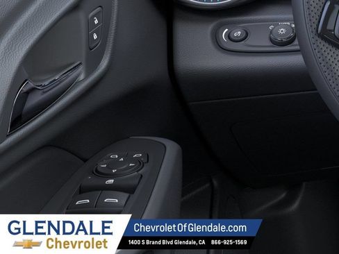 New 2026 Chevrolet Trax LS w/ LS Convenience Package FWD image 22