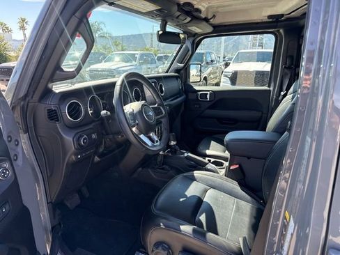 Used 2023 Jeep Wrangler Unlimited Sahara w/ Cold Weather Group image 21