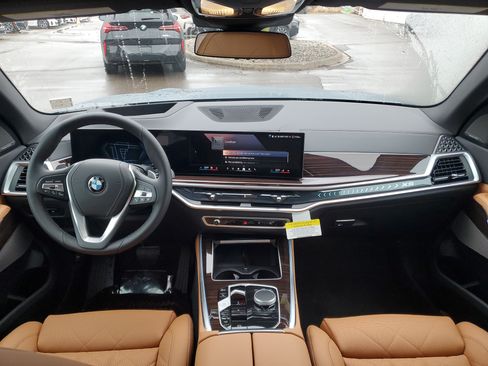 New 2026 BMW X5 xDrive40i w/ Climate Comfort Package AWD/4WD image 21