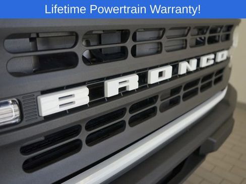 New 2025 Ford Bronco 4-Door image 18