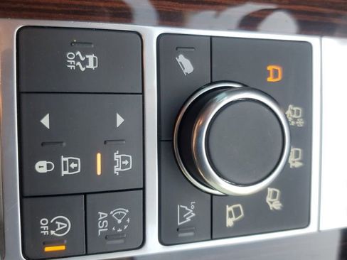 Used 2016 Land Rover Range Rover HSE image 20