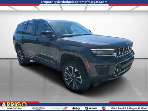 Used 2022 Jeep Grand Cherokee L Overland w/ Advanced Protech Group III image 1