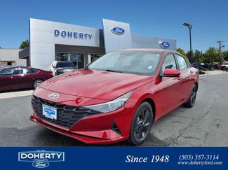 Used 2023 Hyundai Elantra Blue image 1
