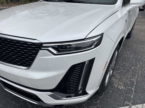 New 2025 Cadillac XT6 Premium Luxury w/ Platinum Package image 9