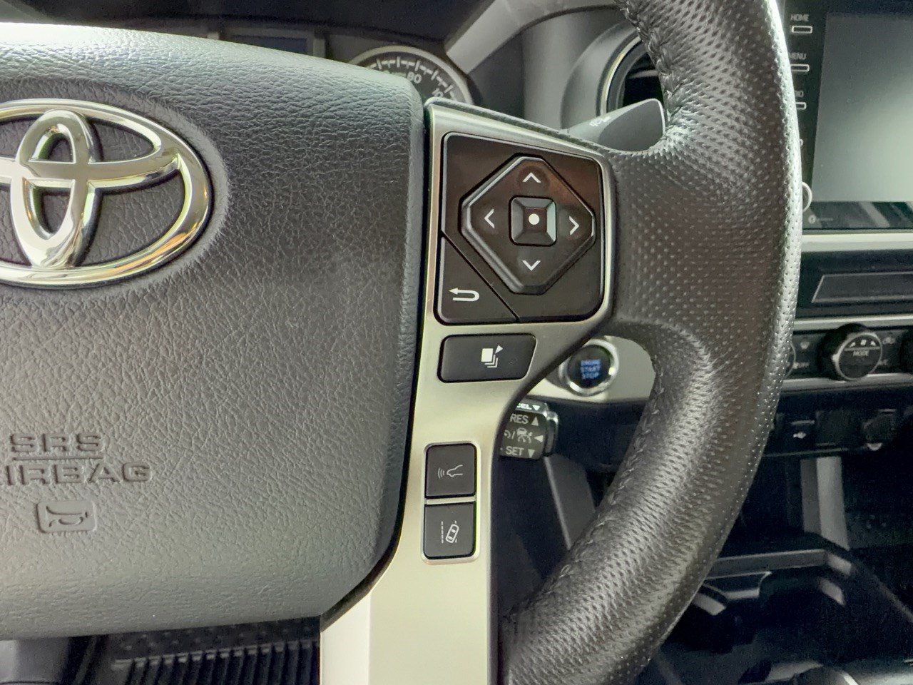 Used 2023 Toyota Tacoma SR5 RWD image 19