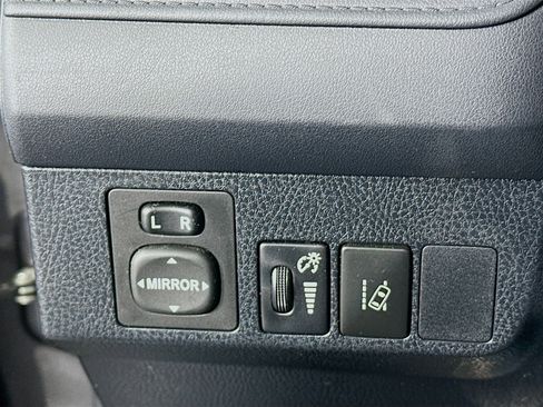 Used 2018 Toyota RAV4 LE w/ All Weather Liner Package image 16