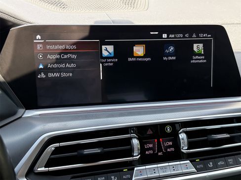 Used 2022 BMW X5 sDrive40i w/ Premium Package image 29