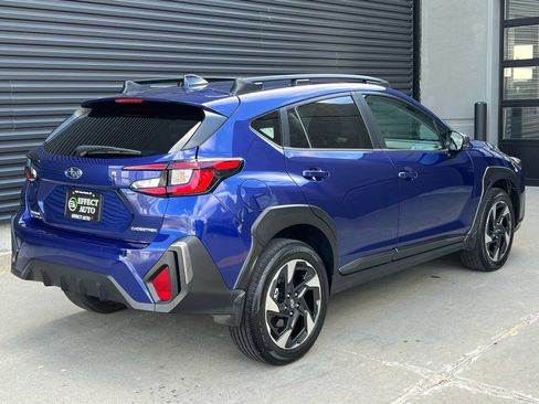 Used 2024 Subaru Crosstrek 2.5i Limited w/ Crosstrek Mirror Package image 11