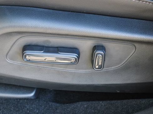 New 2025 Honda HR-V EX-L image 28