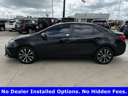 Used 2019 Toyota Corolla XSE FWD image 7