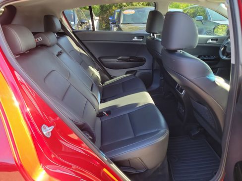 Used 2018 Kia Sportage EX w/ EX Technology Package FWD image 12