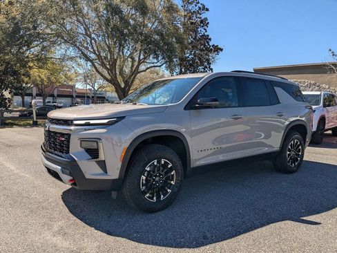 New 2026 Chevrolet Traverse Z71 w/ Enhanced Driving Package AWD/4WD image 7