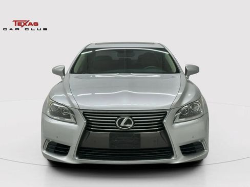 Used 2013 Lexus LS 460 w/ Comfort Pkg RWD image 5