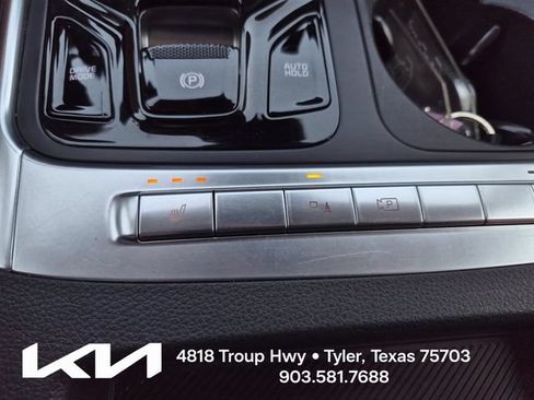 Certified 2025 Kia Carnival EX FWD image 45