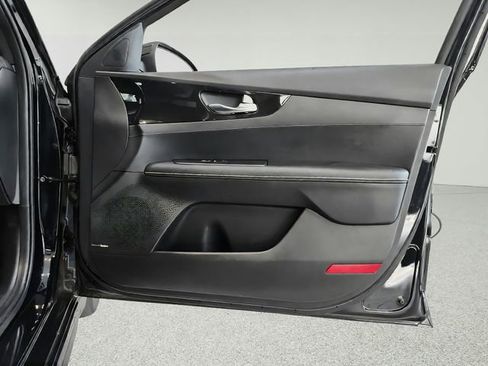 Certified 2023 Kia Forte GT-Line w/ GT-Line Premium Package FWD image 26