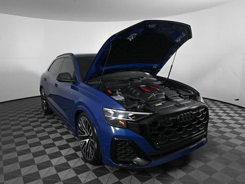 Used 2024 Audi SQ8 Prestige w/ Prestige Package image 32