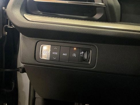 New 2026 Chevrolet Traverse LT w/ Midnight/Sport Edition image 23