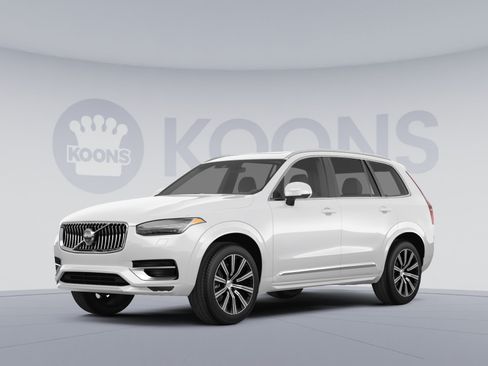 Used 2023 Volvo XC90 B6 Plus w/ Protection Package AWD/4WD image 1