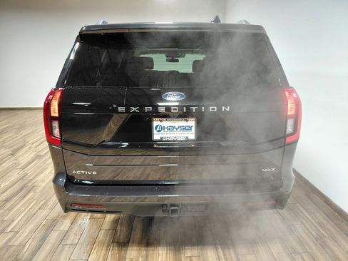 New 2025 Ford Expedition Max Active image 19