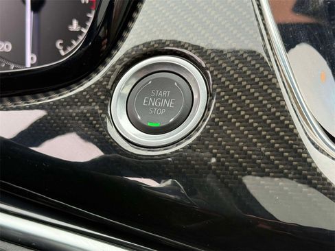 Used 2024 Cadillac XT6 Sport image 28