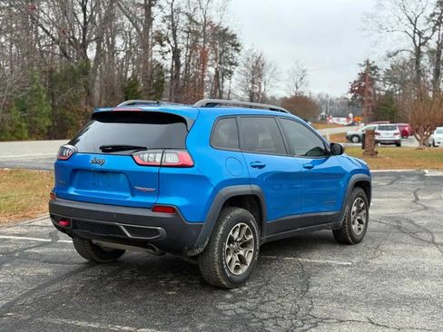 Used 2020 Jeep Cherokee Trailhawk w/ Cold Weather Group image 4