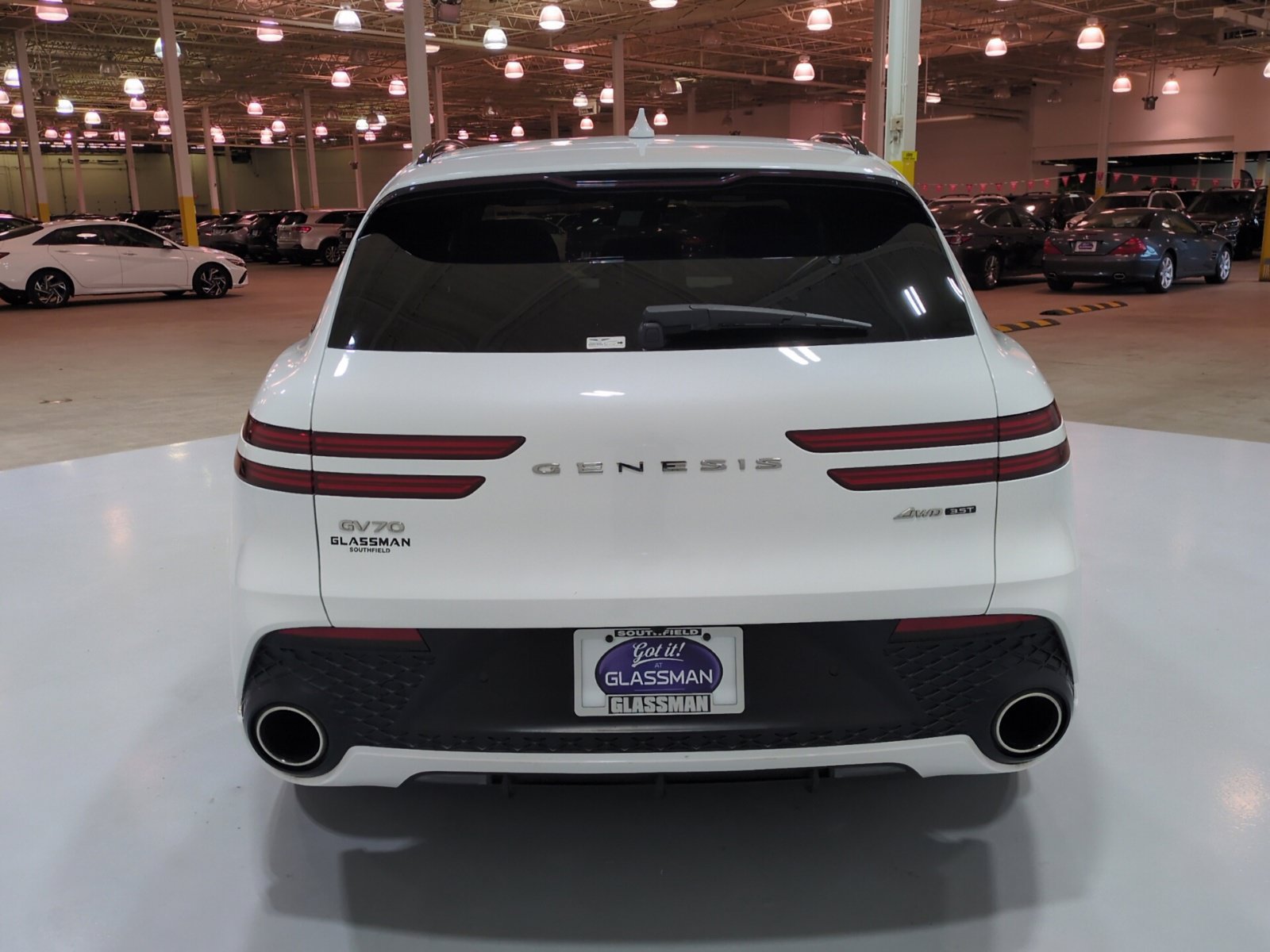 Certified 2025 Genesis GV70 3.5T Sport w/ Sport Prestige Package AWD/4WD image 4