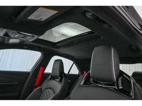 Certified 2025 Cadillac CT4 V Blackwing w/ Technology Package image 10