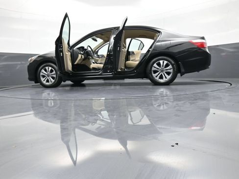 Used 2014 Honda Accord LX image 47