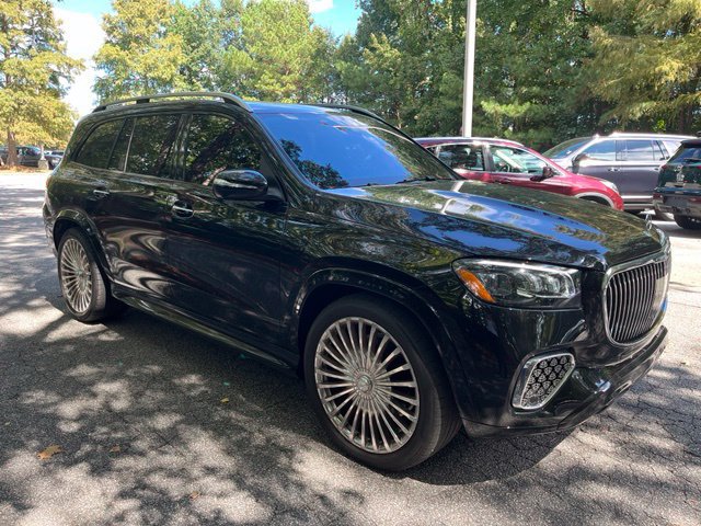 Used 2025 Mercedes-Benz Maybach GLS 600 4MATIC image 2