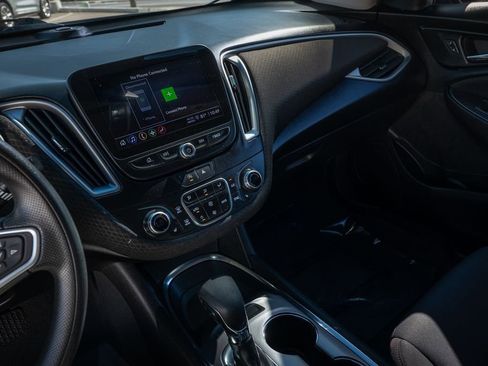 Used 2023 Chevrolet Malibu LT image 22