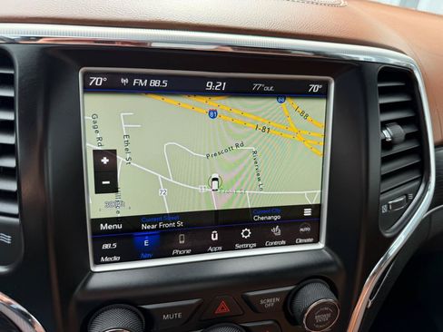 Used 2018 Jeep Grand Cherokee Summit w/ Platinum Series Group AWD/4WD image 17