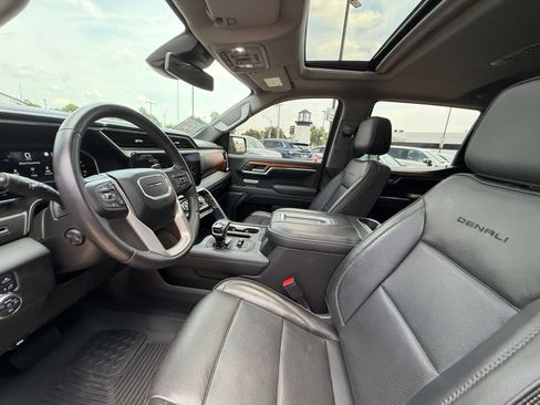 Used 2022 GMC Sierra 1500 Denali AWD/4WD image 4
