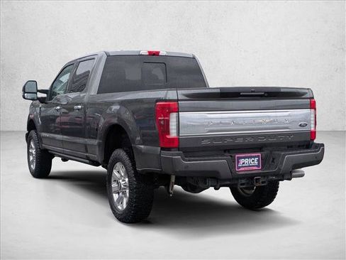 Used 2017 Ford F250 Platinum w/ Platinum Ultimate Package image 7