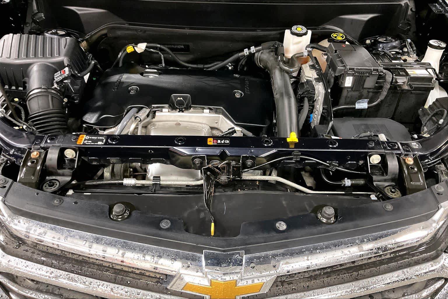 Used 2020 Chevrolet Equinox Premier AWD/4WD image 32